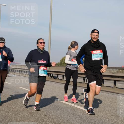 03.10.2025 - Köhlbrandbrückenlauf Fabian Wolf http://msf.ph/oto/9069861 03.10.2025 10:12:11 Position 3 2311, 1497, 1606 meine-sportfotos.de