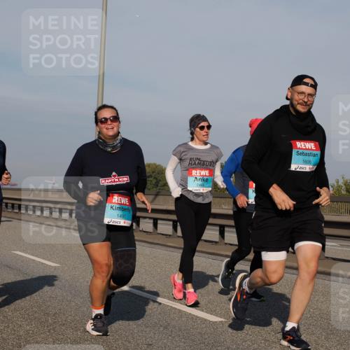 03.10.2025 - Köhlbrandbrückenlauf Fabian Wolf http://msf.ph/oto/9069880 03.10.2025 10:12:12 Position 3 1497, 2466, 1606 meine-sportfotos.de