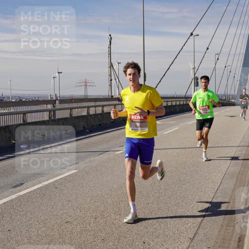 03.10.2025 - Köhlbrandbrückenlauf Michael Burmester http://msf.ph/oto/9069887 03.10.2025 12:32:13 Position 2 6253 meine-sportfotos.de