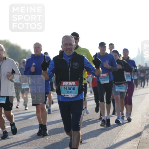 03.10.2025 - Köhlbrandbrückenlauf Jannik Wohlers http://msf.ph/oto/9069912 03.10.2025 09:17:18 Position 3 1340 meine-sportfotos.de