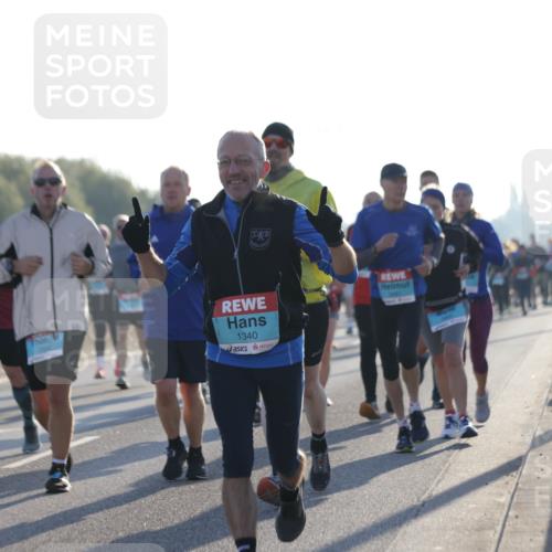 03.10.2025 - Köhlbrandbrückenlauf Jannik Wohlers http://msf.ph/oto/9069939 03.10.2025 09:17:18 Position 3 1340 meine-sportfotos.de