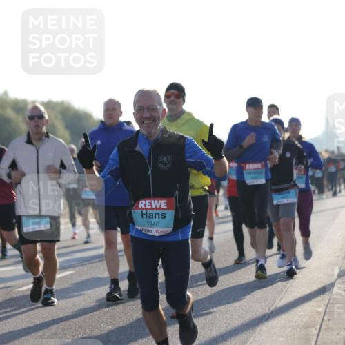 03.10.2025 - Köhlbrandbrückenlauf Jannik Wohlers http://msf.ph/oto/9069949 03.10.2025 09:17:18 Position 3 3992, 1340 meine-sportfotos.de