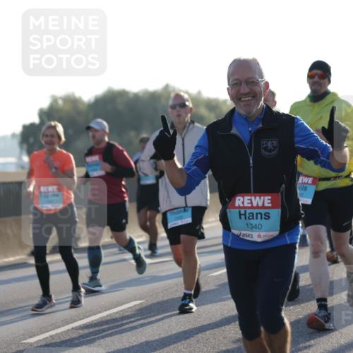 03.10.2025 - Köhlbrandbrückenlauf Jannik Wohlers http://msf.ph/oto/9069957 03.10.2025 09:17:19 Position 3 1340 meine-sportfotos.de