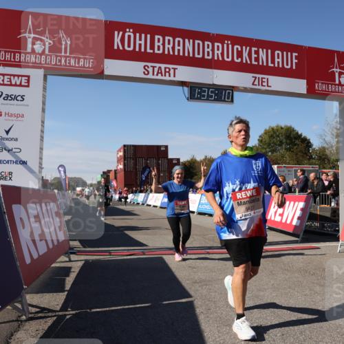 03.10.2025 - Köhlbrandbrückenlauf Lena Gebhardt http://msf.ph/oto/9069959 03.10.2025 13:35:10 Ziel 5360, 5412, 5427, 5557, 5604, 6265 meine-sportfotos.de