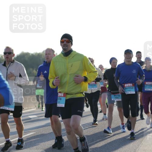 03.10.2025 - Köhlbrandbrückenlauf Jannik Wohlers http://msf.ph/oto/9069982 03.10.2025 09:17:20 Position 3 3392, 662, 3493, 3261 meine-sportfotos.de