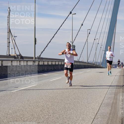 03.10.2025 - Köhlbrandbrückenlauf Michael Burmester http://msf.ph/oto/9069984 03.10.2025 12:32:52 Position 2  meine-sportfotos.de