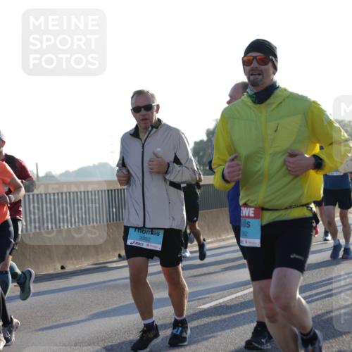 03.10.2025 - Köhlbrandbrückenlauf Jannik Wohlers http://msf.ph/oto/9070013 03.10.2025 09:17:21 Position 3 1343, 3392, 3493 meine-sportfotos.de