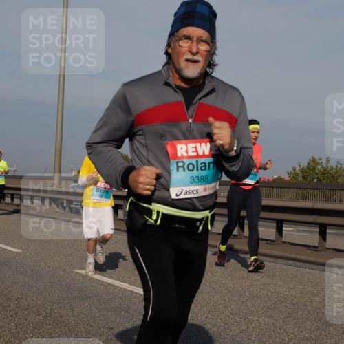 03.10.2025 - Köhlbrandbrückenlauf Fabian Wolf http://msf.ph/oto/9070043 03.10.2025 10:12:18 Position 3 3388 meine-sportfotos.de