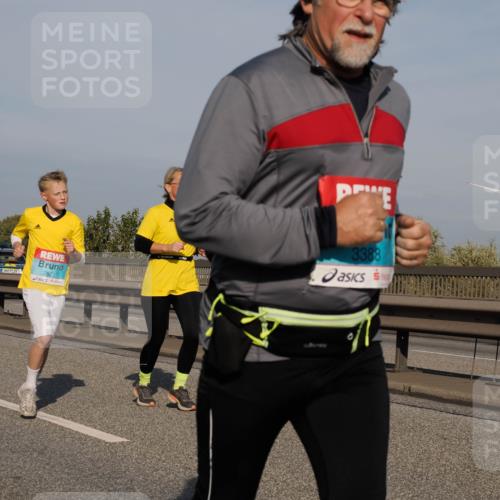 03.10.2025 - Köhlbrandbrückenlauf Fabian Wolf http://msf.ph/oto/9070055 03.10.2025 10:12:19 Position 3 7139, 2871, 3388 meine-sportfotos.de
