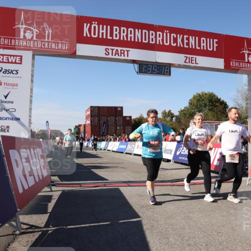 03.10.2025 - Köhlbrandbrückenlauf Lena Gebhardt http://msf.ph/oto/9070057 03.10.2025 13:35:18 Ziel 4886, 5279, 5360, 5412, 5548, 5575, 6204, 6205, 6265, 6358, 6547 meine-sportfotos.de