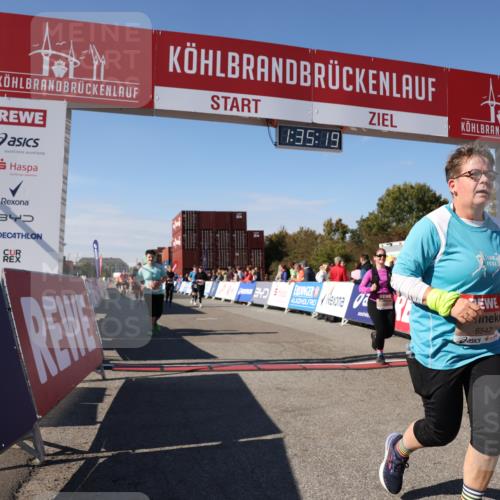 03.10.2025 - Köhlbrandbrückenlauf Lena Gebhardt http://msf.ph/oto/9070081 03.10.2025 13:35:19 Ziel 4886, 4949, 5279, 5360, 5412, 5548, 5575, 6204, 6205, 6265, 6358, 6547 meine-sportfotos.de