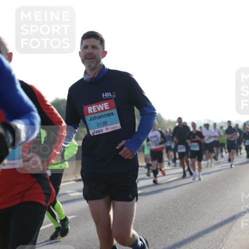 03.10.2025 - Köhlbrandbrückenlauf Jannik Wohlers http://msf.ph/oto/9070121 03.10.2025 09:17:23 Position 3 3138 meine-sportfotos.de