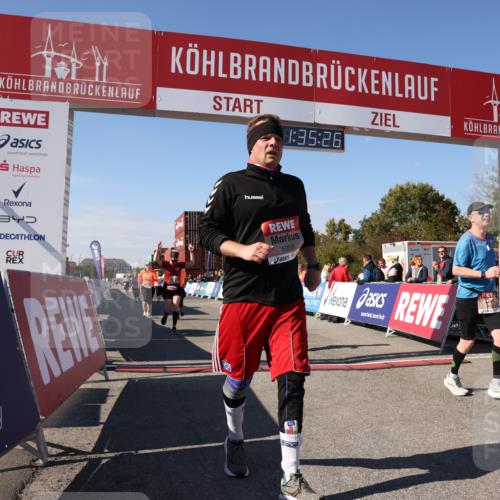 03.10.2025 - Köhlbrandbrückenlauf Lena Gebhardt http://msf.ph/oto/9070198 03.10.2025 13:35:27 Ziel 4434, 4440, 4886, 4949, 5140, 5279, 5356, 5517, 5548, 5575, 6204, 6205, 6283, 6358, 6411, 6547 meine-sportfotos.de