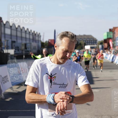 03.10.2025 - Köhlbrandbrückenlauf Jannik Wohlers http://msf.ph/oto/9070214 03.10.2025 13:14:21 Ziel 4426, 4437, 4569, 4641, 4728, 4776, 4809, 4888, 5132, 5282, 6012, 6327, 6418, 6512, 6735 meine-sportfotos.de