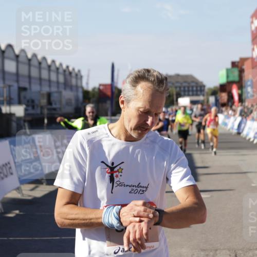 03.10.2025 - Köhlbrandbrückenlauf Jannik Wohlers http://msf.ph/oto/9070219 03.10.2025 13:14:21 Ziel 4426, 4437, 4569, 4641, 4728, 4776, 4809, 4888, 5132, 5282, 6012, 6327, 6418, 6512, 6735 meine-sportfotos.de