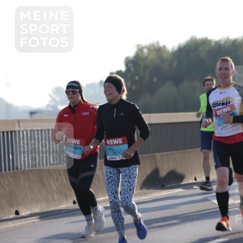 03.10.2025 - Köhlbrandbrückenlauf Jannik Wohlers http://msf.ph/oto/9070223 03.10.2025 09:17:26 Position 3 3189, 3811 meine-sportfotos.de