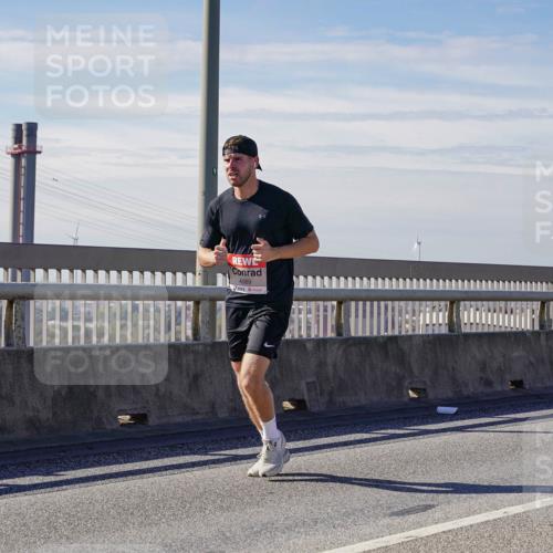 03.10.2025 - Köhlbrandbrückenlauf Michael Burmester http://msf.ph/oto/9070248 03.10.2025 12:33:46 Position 2 4089 meine-sportfotos.de