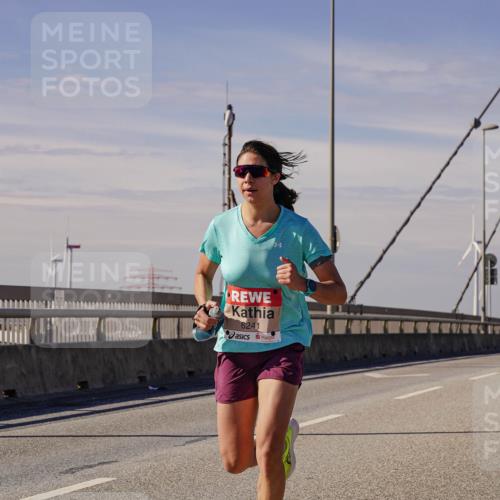 03.10.2025 - Köhlbrandbrückenlauf Michael Burmester http://msf.ph/oto/9070269 03.10.2025 12:33:52 Position 2 6241 meine-sportfotos.de