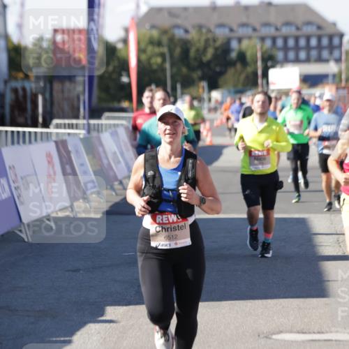 03.10.2025 - Köhlbrandbrückenlauf Jannik Wohlers http://msf.ph/oto/9070280 03.10.2025 13:14:23 Ziel 4426, 4437, 4569, 4641, 4776, 4888, 5132, 5282, 5805, 5902, 5903, 6012, 6327, 6418, 6512, 6735 meine-sportfotos.de