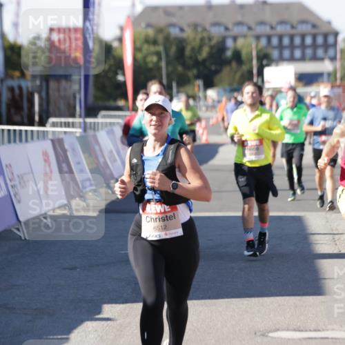 03.10.2025 - Köhlbrandbrückenlauf Jannik Wohlers http://msf.ph/oto/9070286 03.10.2025 13:14:24 Ziel 4400, 4426, 4437, 4569, 4641, 4776, 4888, 5132, 5282, 5805, 5902, 5903, 6012, 6327, 6418, 6512, 6735 meine-sportfotos.de