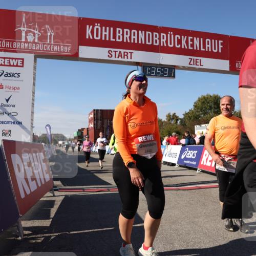 03.10.2025 - Köhlbrandbrückenlauf Lena Gebhardt http://msf.ph/oto/9070292 03.10.2025 13:35:32 Ziel 4434, 4440, 4949, 5140, 5356, 5517, 5539, 5548, 5575, 6283, 6358, 6411 meine-sportfotos.de