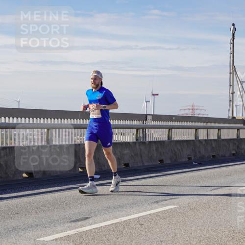 03.10.2025 - Köhlbrandbrückenlauf Michael Burmester http://msf.ph/oto/9070307 03.10.2025 12:34:08 Position 2 4013, 6085 meine-sportfotos.de