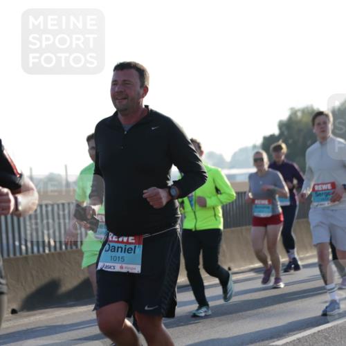 03.10.2025 - Köhlbrandbrückenlauf Jannik Wohlers http://msf.ph/oto/9070338 03.10.2025 09:17:29 Position 3 1272, 1015, 3821 meine-sportfotos.de