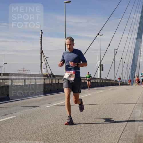 03.10.2025 - Köhlbrandbrückenlauf Michael Burmester http://msf.ph/oto/9070343 03.10.2025 12:34:11 Position 2  meine-sportfotos.de