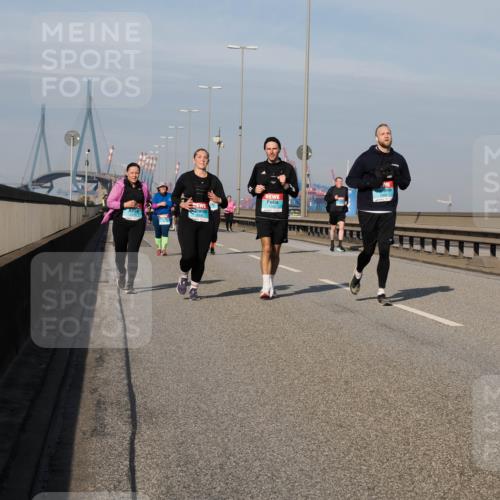 03.10.2025 - Köhlbrandbrückenlauf Fabian Wolf http://msf.ph/oto/9070407 03.10.2025 10:12:32 Position 3  meine-sportfotos.de