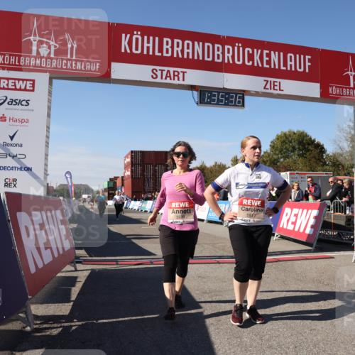 03.10.2025 - Köhlbrandbrückenlauf Lena Gebhardt http://msf.ph/oto/9070411 03.10.2025 13:35:36 Ziel 4434, 4440, 5140, 5356, 5517, 5539, 5680, 6079, 6283, 6396, 6411, 6508 meine-sportfotos.de