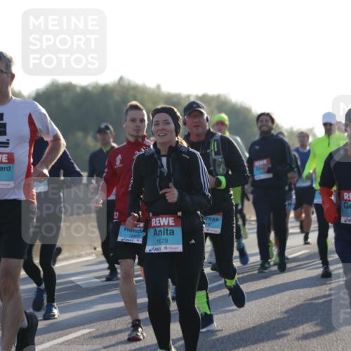 03.10.2025 - Köhlbrandbrückenlauf Jannik Wohlers http://msf.ph/oto/9070424 03.10.2025 09:17:33 Position 3 3236, 12, 3569, 1679, 2805 meine-sportfotos.de