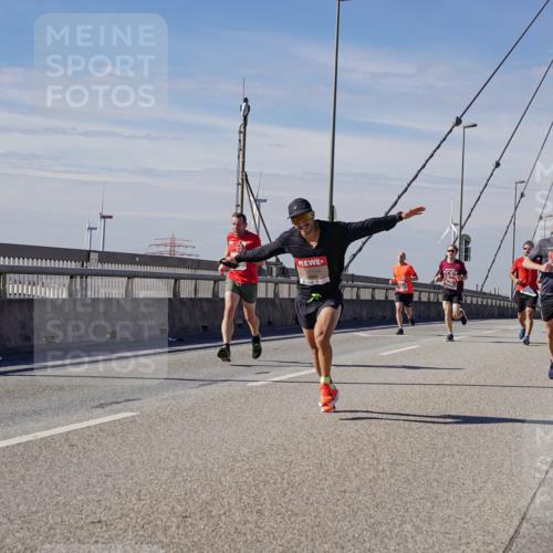 03.10.2025 - Köhlbrandbrückenlauf Michael Burmester http://msf.ph/oto/9070466 03.10.2025 12:34:32 Position 2  meine-sportfotos.de