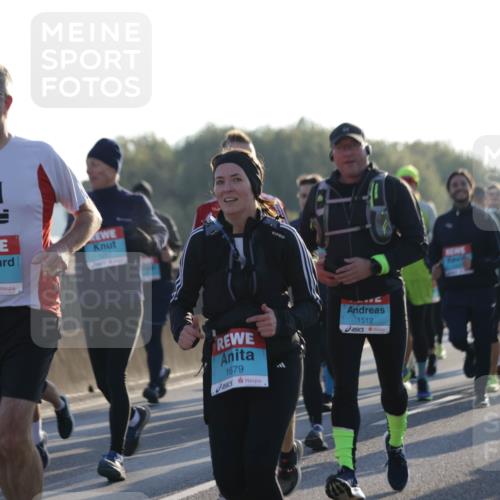 03.10.2025 - Köhlbrandbrückenlauf Jannik Wohlers http://msf.ph/oto/9070468 03.10.2025 09:17:33 Position 3 3236, 1257, 1679, 1512, 2805 meine-sportfotos.de