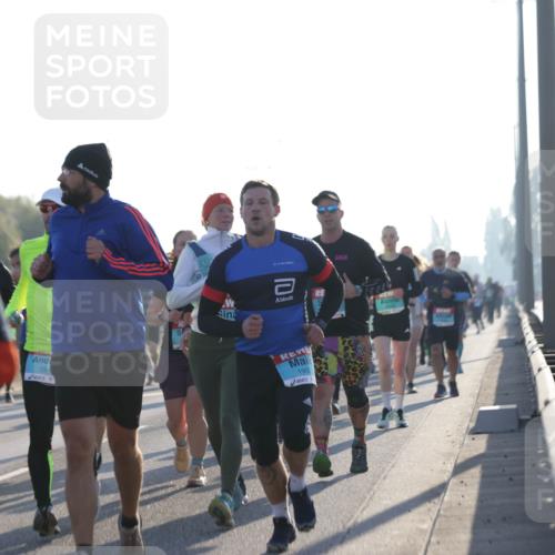 03.10.2025 - Köhlbrandbrückenlauf Jannik Wohlers http://msf.ph/oto/9070494 03.10.2025 09:17:35 Position 3 306, 294, 190 meine-sportfotos.de