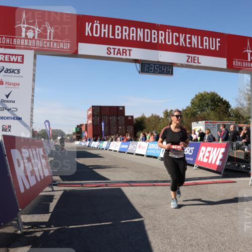 03.10.2025 - Köhlbrandbrückenlauf Lena Gebhardt http://msf.ph/oto/9070527 03.10.2025 13:35:44 Ziel 5539, 5680, 6079, 6396, 6508 meine-sportfotos.de