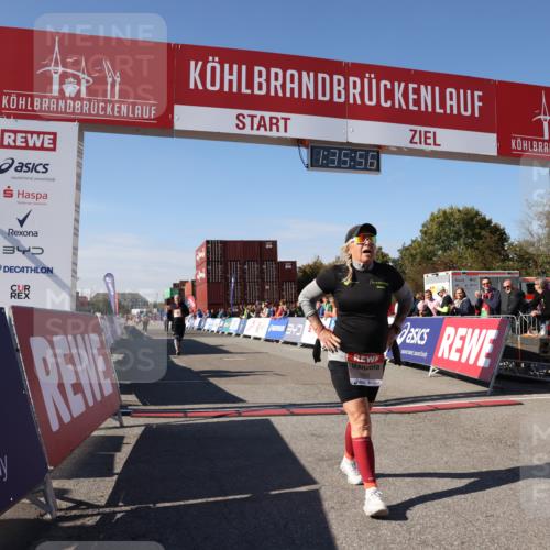 03.10.2025 - Köhlbrandbrückenlauf Lena Gebhardt http://msf.ph/oto/9070609 03.10.2025 13:35:57 Ziel 4972, 6292 meine-sportfotos.de