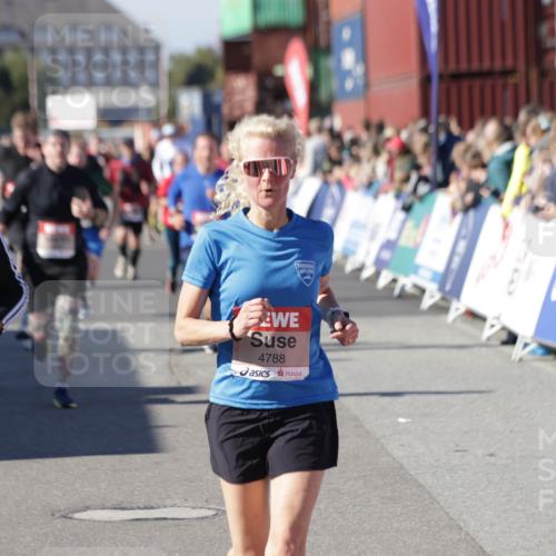 03.10.2025 - Köhlbrandbrückenlauf Jannik Wohlers http://msf.ph/oto/9070616 03.10.2025 13:14:37 Ziel 4259, 4400, 4424, 4509, 4684, 4692, 4788, 4869, 5132, 5249, 5782, 5805, 5902, 5903, 6316, 6448, 6849 meine-sportfotos.de