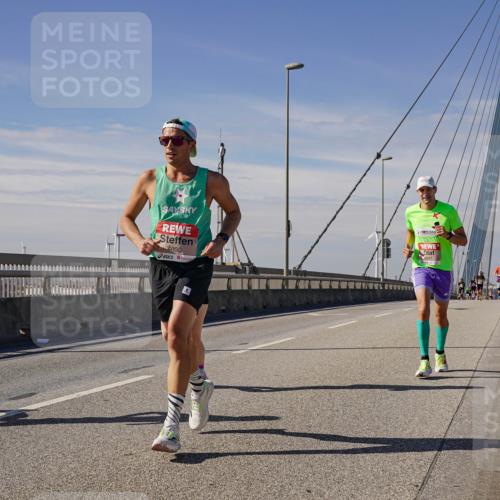 03.10.2025 - Köhlbrandbrückenlauf Michael Burmester http://msf.ph/oto/9070655 03.10.2025 12:34:54 Position 2 4030, 5947 meine-sportfotos.de