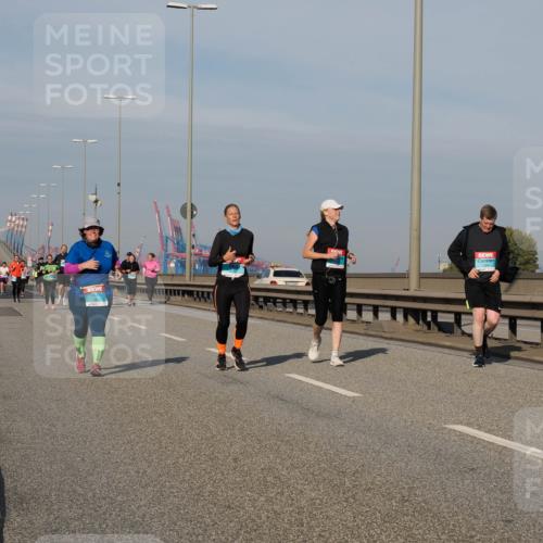 03.10.2025 - Köhlbrandbrückenlauf Fabian Wolf http://msf.ph/oto/9070687 03.10.2025 10:12:39 Position 3  meine-sportfotos.de