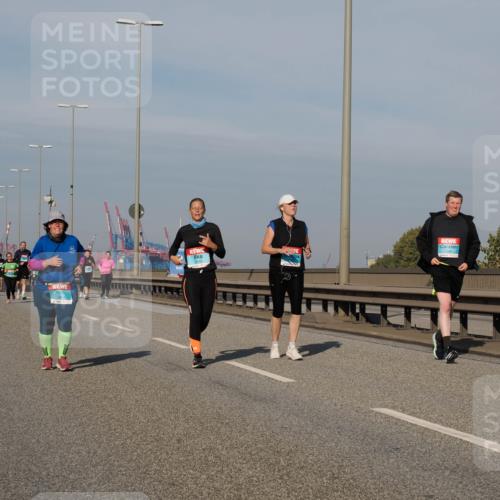 03.10.2025 - Köhlbrandbrückenlauf Fabian Wolf http://msf.ph/oto/9070696 03.10.2025 10:12:39 Position 3 2348 meine-sportfotos.de