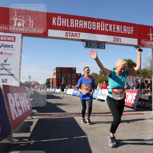 03.10.2025 - Köhlbrandbrückenlauf Lena Gebhardt http://msf.ph/oto/9070729 03.10.2025 13:36:10 Ziel 5045, 5158, 6670 meine-sportfotos.de