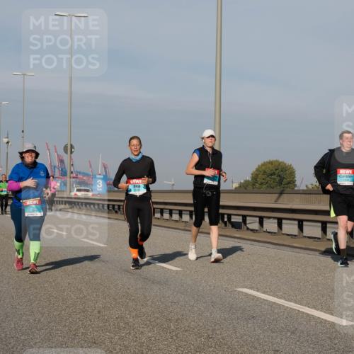 03.10.2025 - Köhlbrandbrückenlauf Fabian Wolf http://msf.ph/oto/9070731 03.10.2025 10:12:40 Position 3 3, 2550, 2348 meine-sportfotos.de