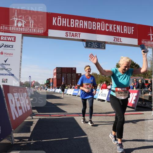 03.10.2025 - Köhlbrandbrückenlauf Lena Gebhardt http://msf.ph/oto/9070737 03.10.2025 13:36:10 Ziel 5045, 5158, 6670 meine-sportfotos.de