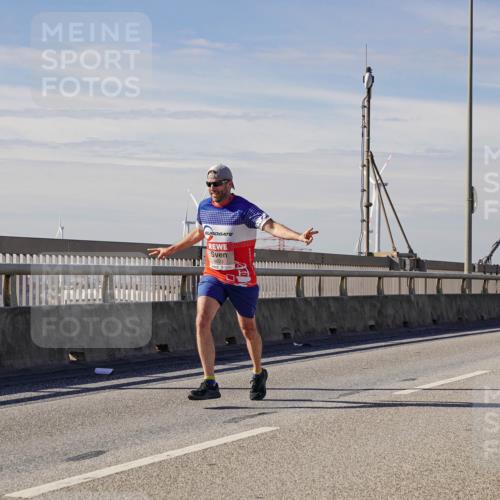 03.10.2025 - Köhlbrandbrückenlauf Michael Burmester http://msf.ph/oto/9070775 03.10.2025 12:35:15 Position 2 4023 meine-sportfotos.de