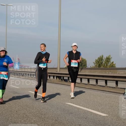 03.10.2025 - Köhlbrandbrückenlauf Fabian Wolf http://msf.ph/oto/9070776 03.10.2025 10:12:41 Position 3 2550, 2553, 2348 meine-sportfotos.de