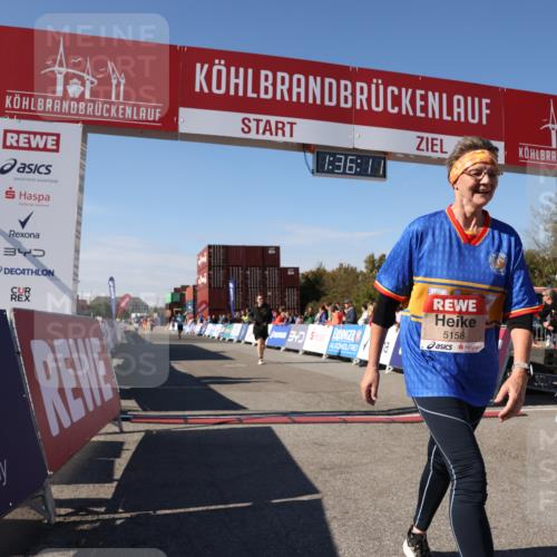 03.10.2025 - Köhlbrandbrückenlauf Lena Gebhardt http://msf.ph/oto/9070788 03.10.2025 13:36:12 Ziel 5045, 5158, 6670 meine-sportfotos.de