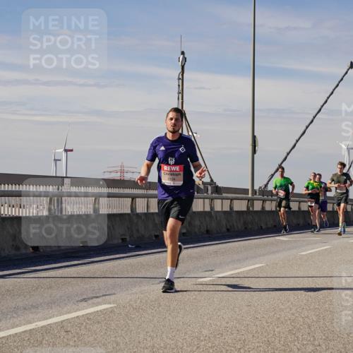 03.10.2025 - Köhlbrandbrückenlauf Michael Burmester http://msf.ph/oto/9070808 03.10.2025 12:35:17 Position 2 4104 meine-sportfotos.de