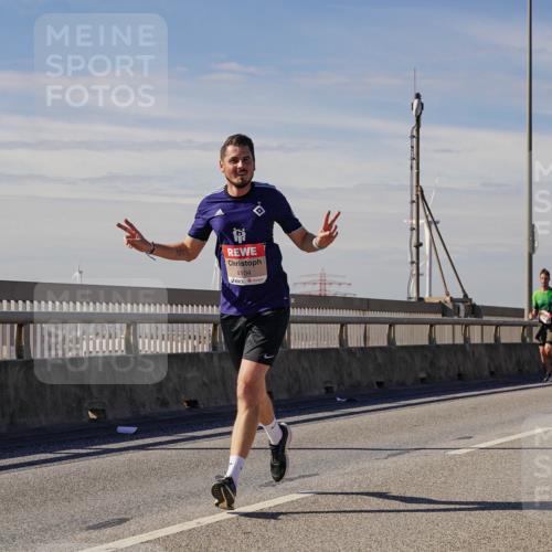03.10.2025 - Köhlbrandbrückenlauf Michael Burmester http://msf.ph/oto/9070839 03.10.2025 12:35:18 Position 2 4104 meine-sportfotos.de