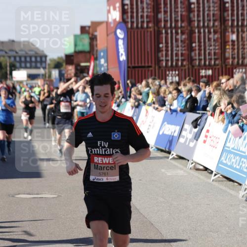 03.10.2025 - Köhlbrandbrückenlauf Jannik Wohlers http://msf.ph/oto/9070900 03.10.2025 13:14:51 Ziel 4202, 4224, 4406, 4533, 4869, 4890, 5054, 5525, 5535, 5682, 5686, 5711, 5760, 5761, 5814, 6017, 6293, 6316, 6344, 6448, 6815 meine-sportfotos.de