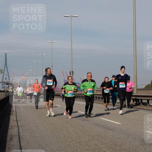 03.10.2025 - Köhlbrandbrückenlauf Fabian Wolf http://msf.ph/oto/9070905 03.10.2025 10:12:52 Position 3  meine-sportfotos.de